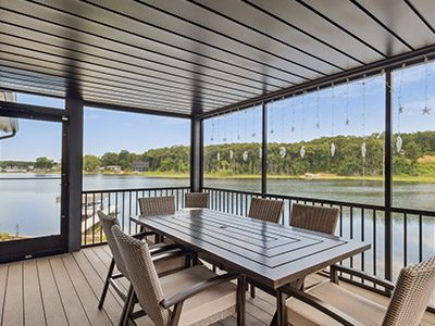 Deck & Patio